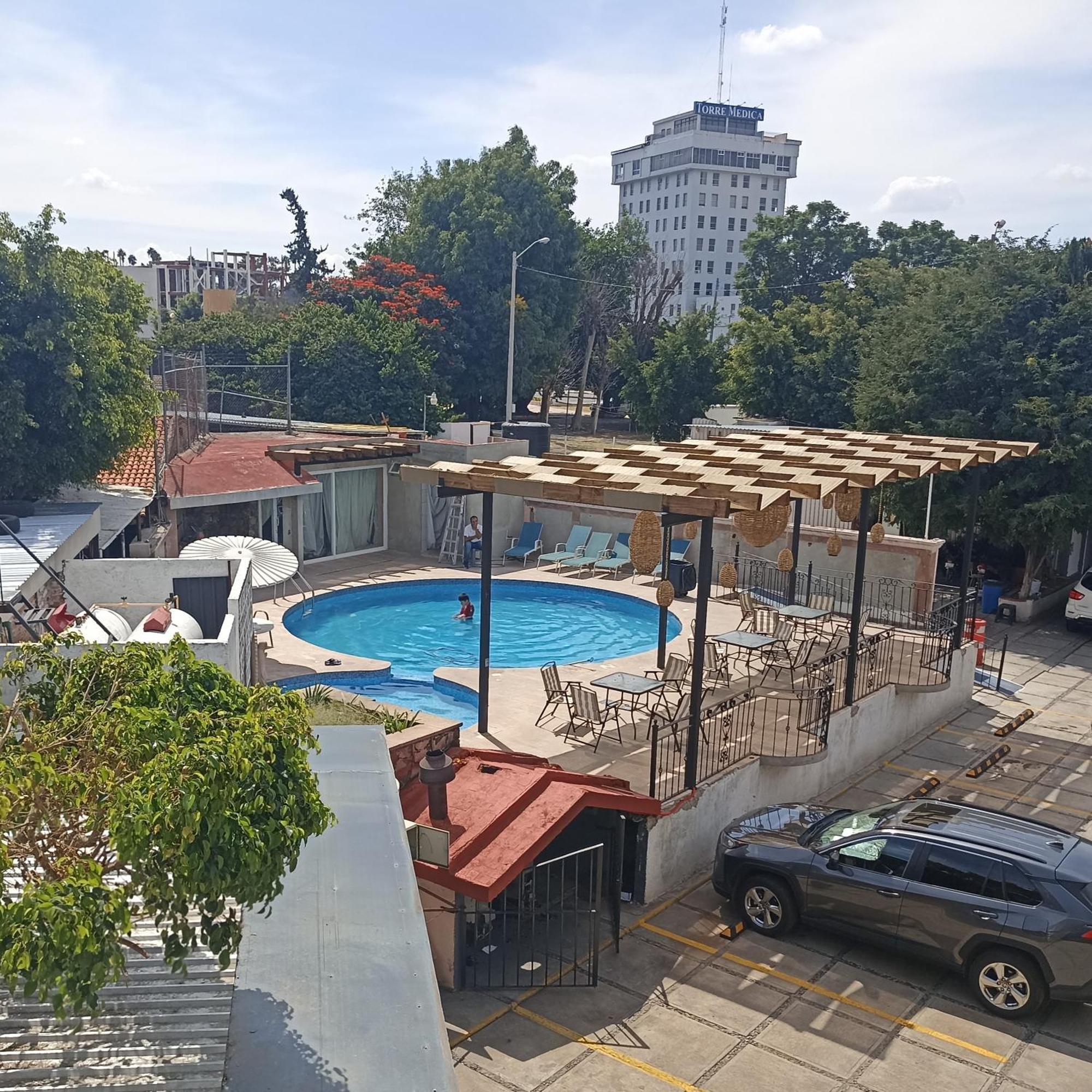 Hotel Flamingo Ирапуато Экстерьер фото