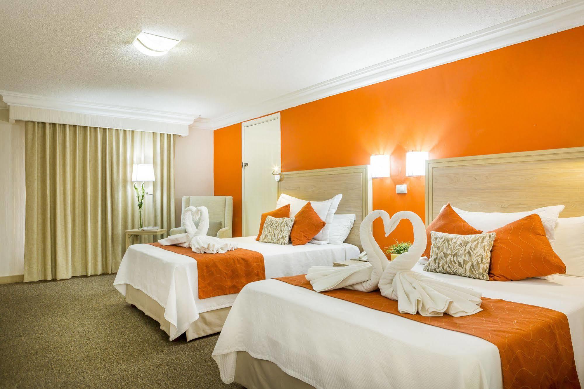 Hotel Flamingo Ирапуато Экстерьер фото