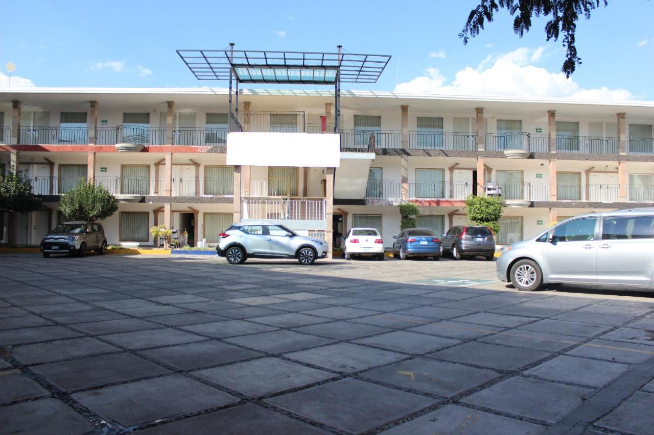 Hotel Flamingo Ирапуато Экстерьер фото