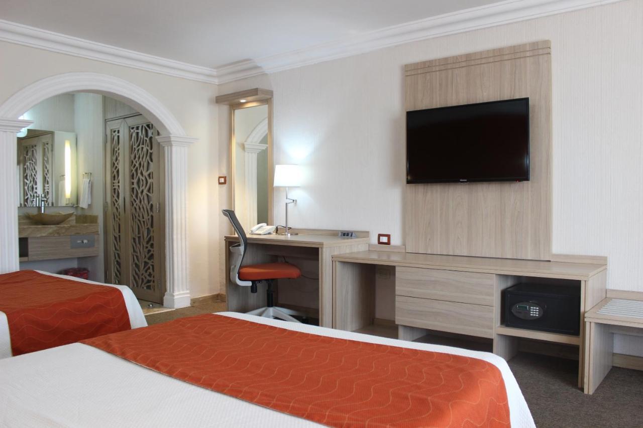 Hotel Flamingo Ирапуато Экстерьер фото